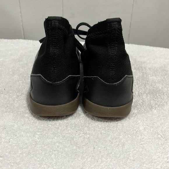 Adidas Predator shoes boys 4.5 - Picture 2 of 5